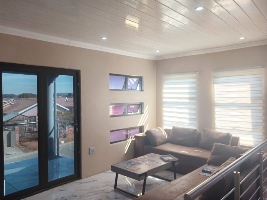 3 Bedroom Property for Sale in Raceway Free State